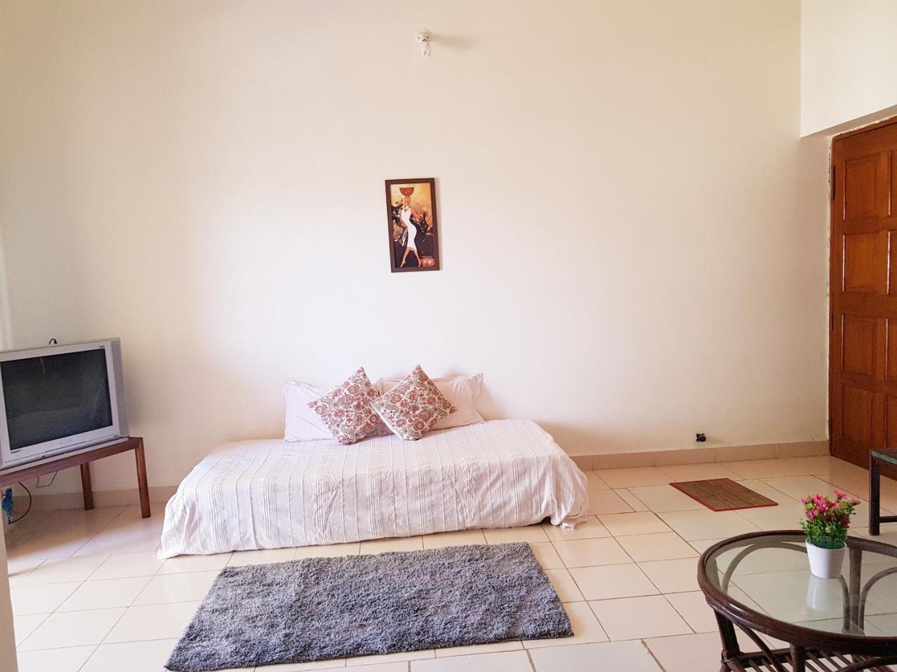 1 Bedroom Spacious Apartment In Калангут Экстерьер фото