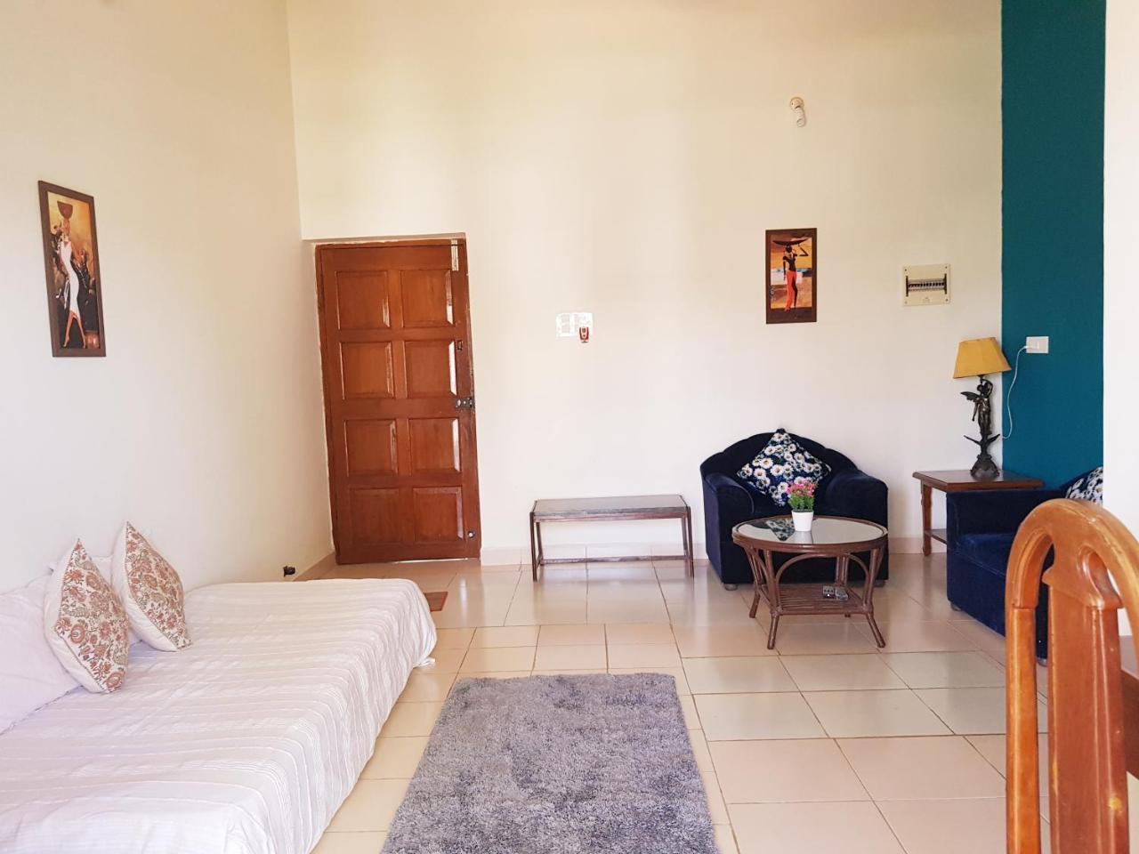 1 Bedroom Spacious Apartment In Калангут Экстерьер фото