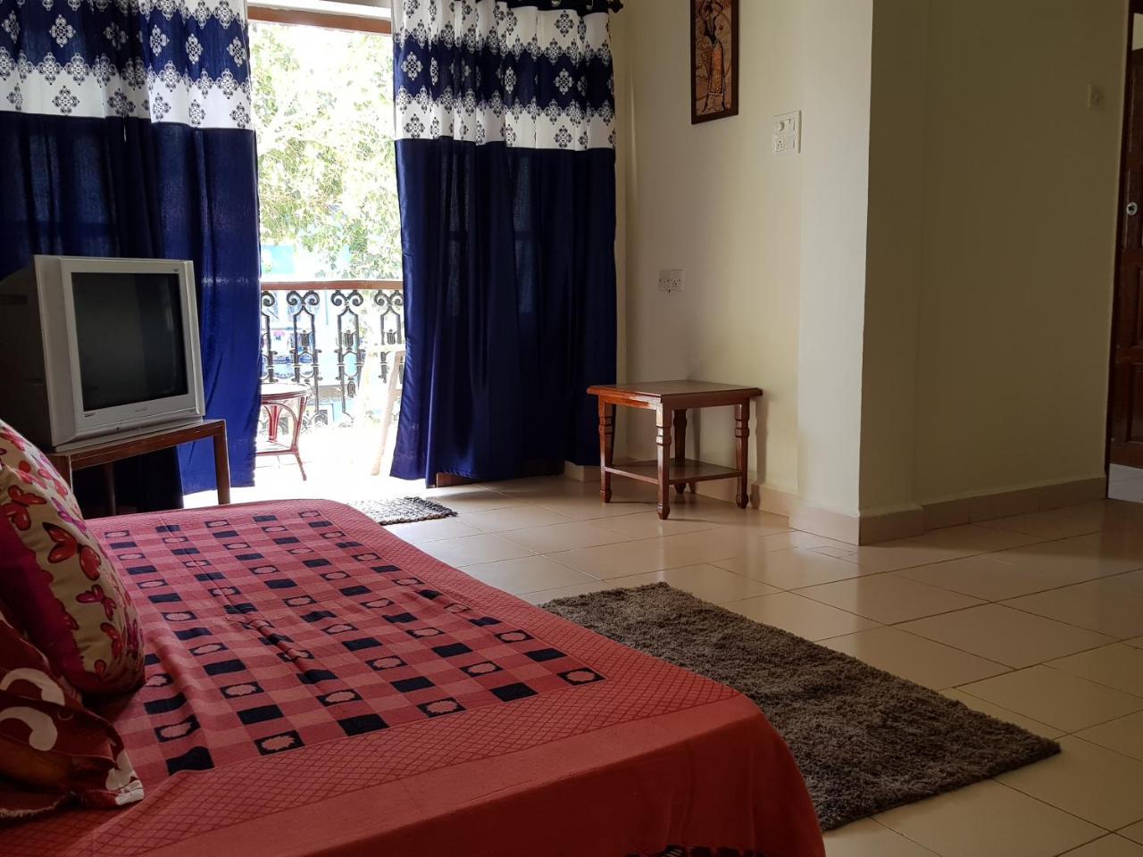 1 Bedroom Spacious Apartment In Калангут Экстерьер фото