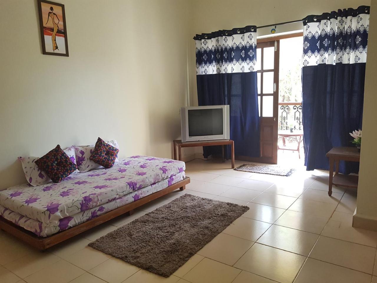 1 Bedroom Spacious Apartment In Калангут Экстерьер фото